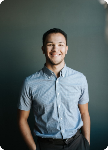 Максим Петров